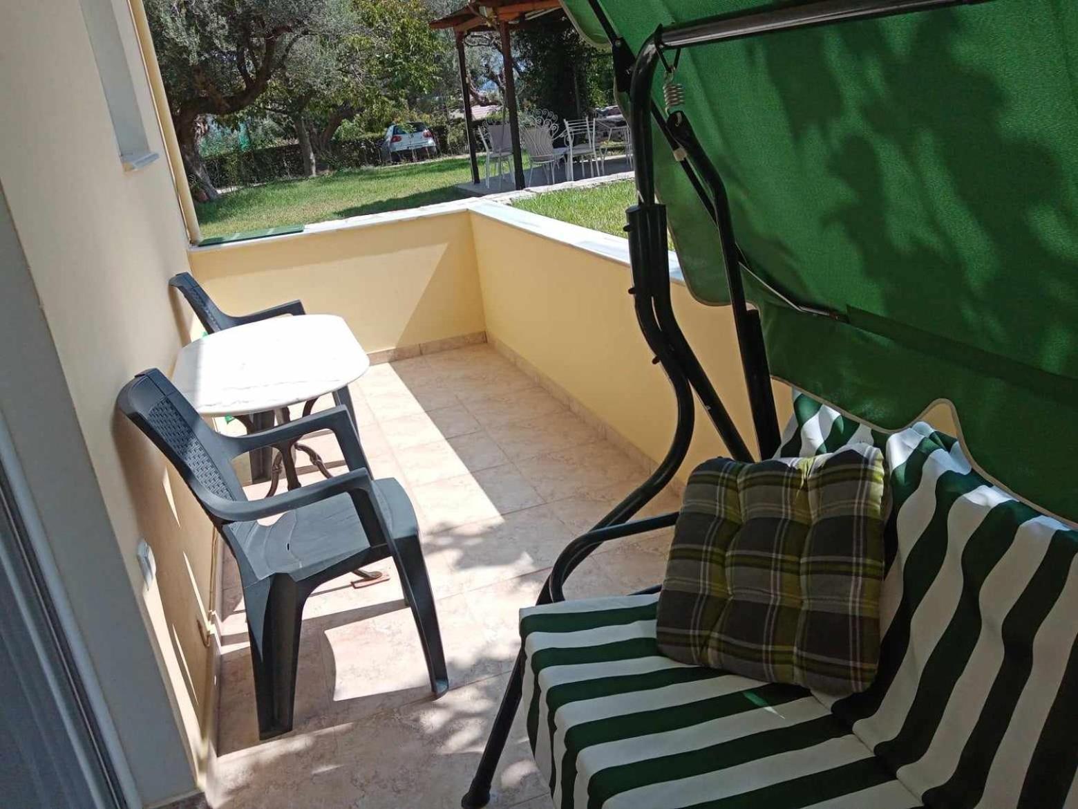 Panormos Serene Nests - Gateways To Achaia Apartment Psathopyrgos Exterior photo